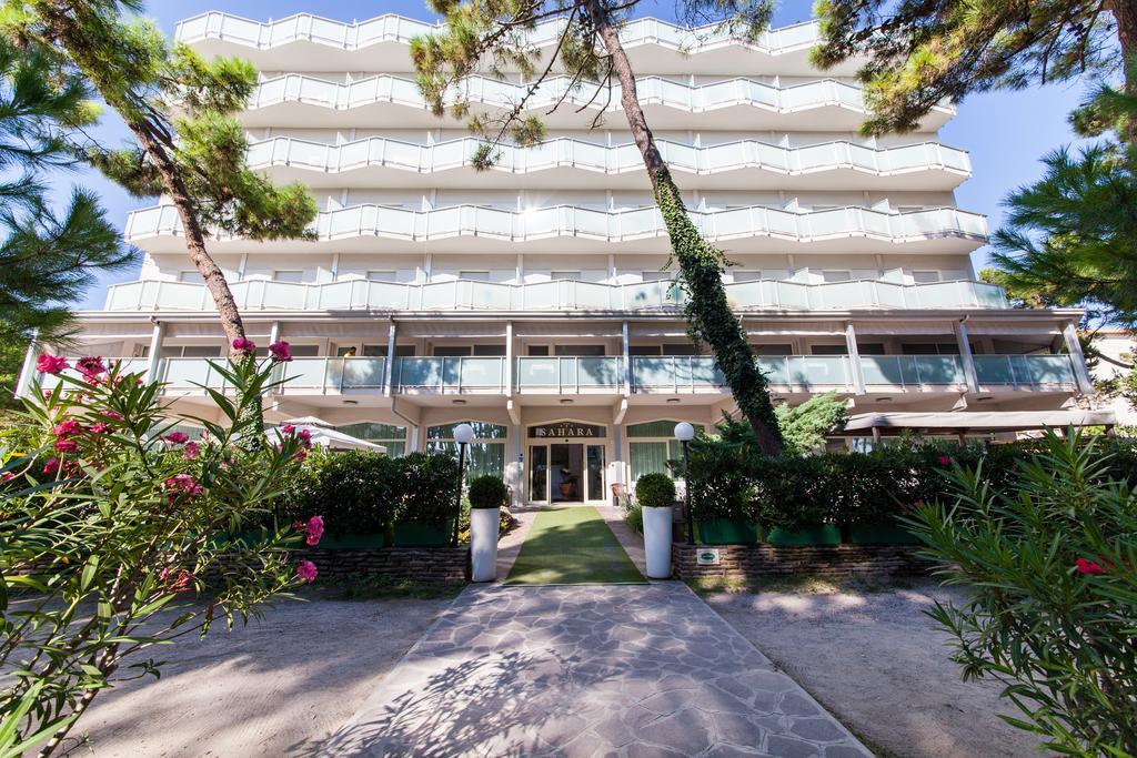 Hotel Sahara Milano Marittima Exterior photo